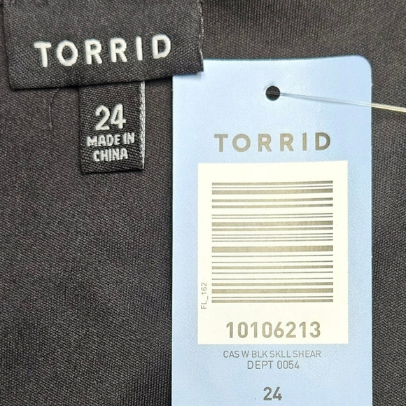 TORRID Vintage Fit & Flare Sleeveless Hi-Lo Floral , Skull Print Maxi Dress 3X - Picture 14 of 15